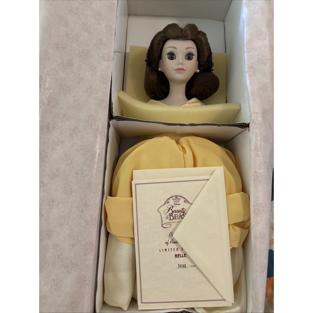 Disney Store Belle Doll Beauty & the Best Limited Edition 1462/5000 COA New VTG